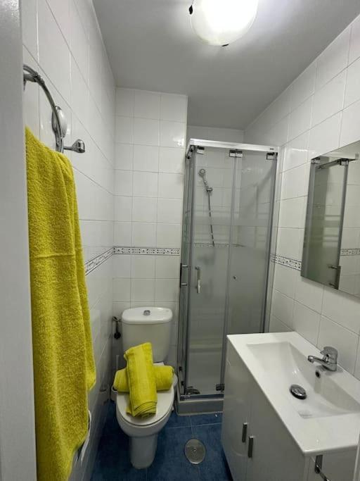 Moderno Apartamento Junto Al Mar- Apartamentos Don Diego توريمولينوس المظهر الخارجي الصورة