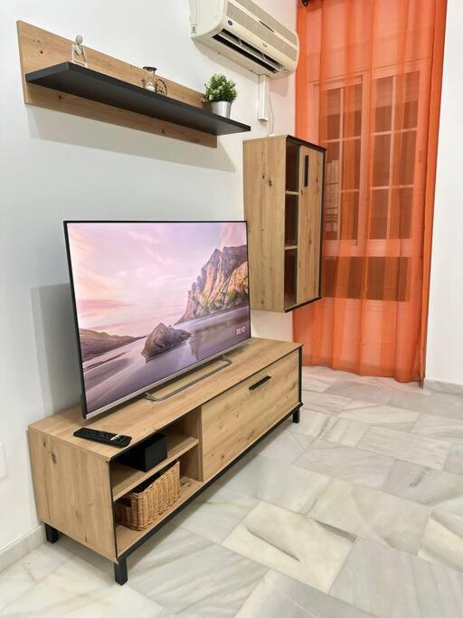 Moderno Apartamento Junto Al Mar- Apartamentos Don Diego توريمولينوس المظهر الخارجي الصورة